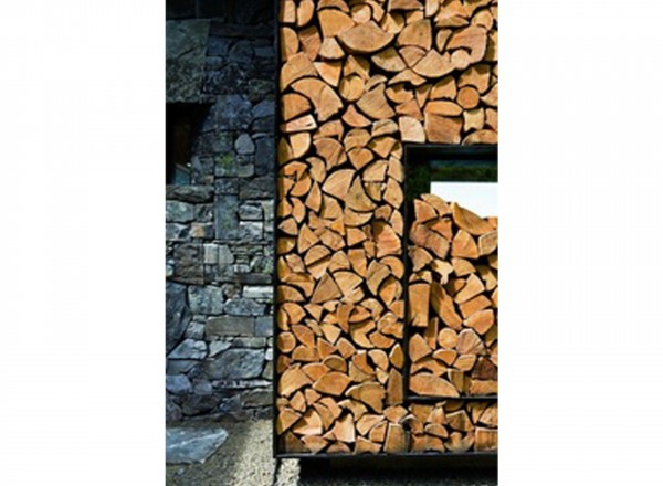 De houtopslag van Adezz is geschikt voor vele blokken hout